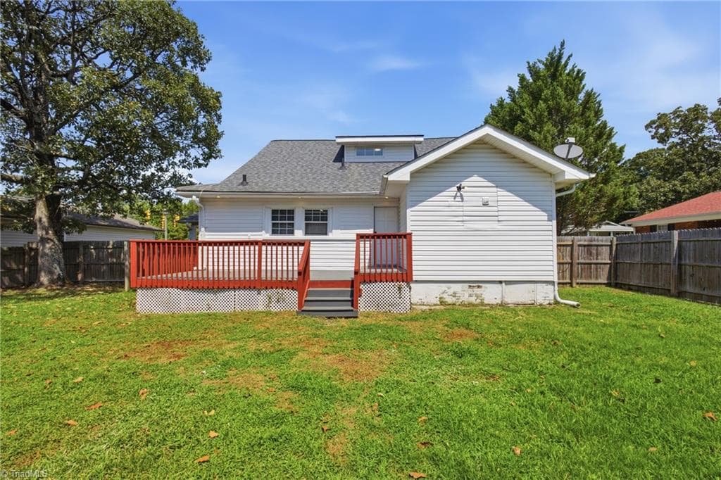 Stick/Site Built at 1001 Blair Street, Thomasville NC 27360, photo 29 of 34