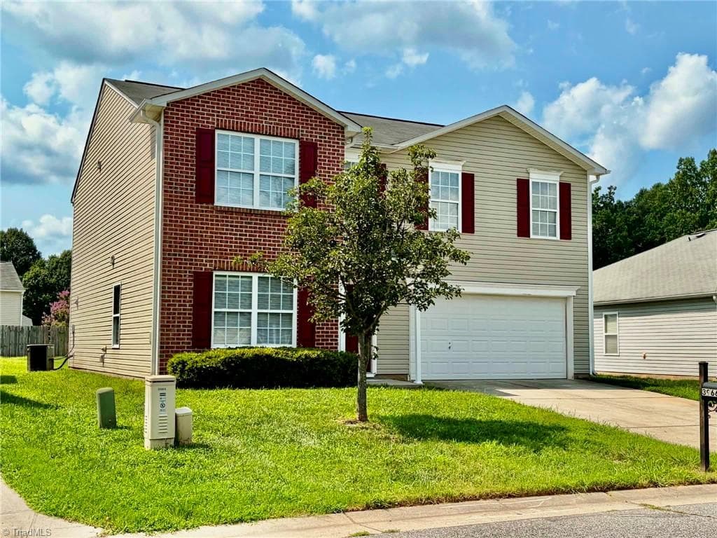 Stick/Site Built at 3966 Heather View Lane, Winston-Salem NC 27127, photo 2 of 17