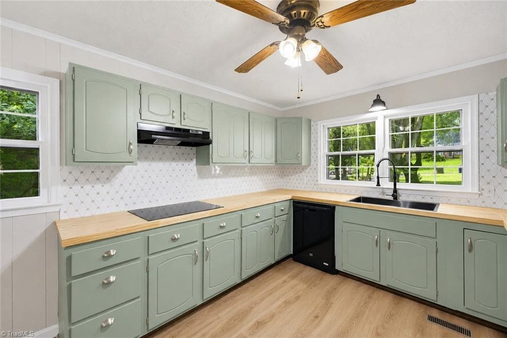 Stick/Site Built at 4819 Gladwyn Drive, Winston-Salem NC 27104, Winston-Salem, photo 10 of 50