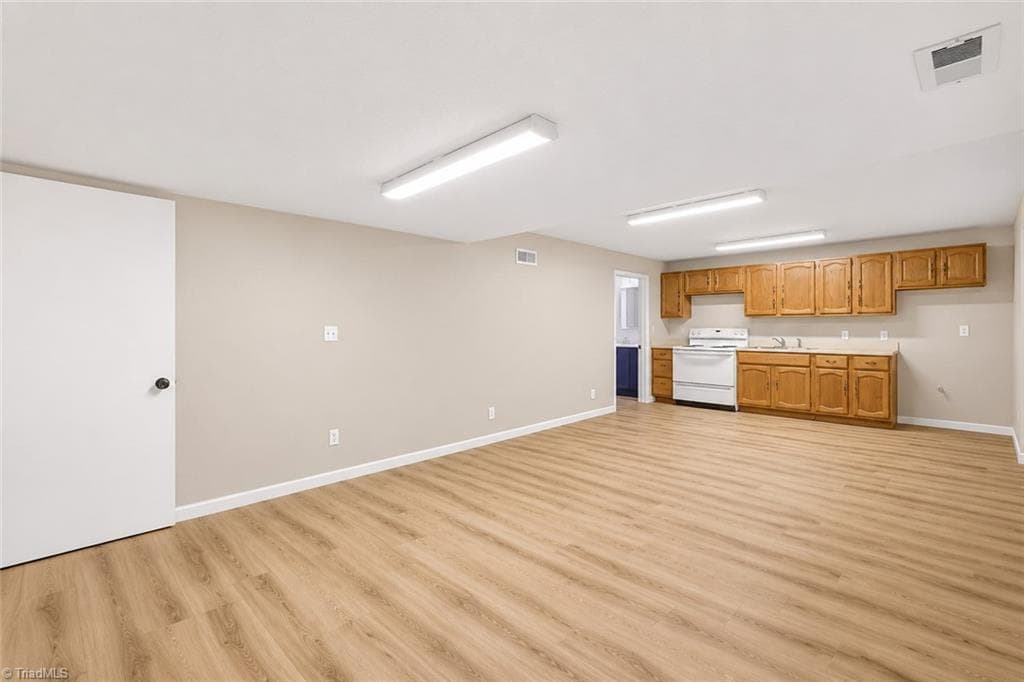 Stick/Site Built at 4819 Gladwyn Drive, Winston-Salem NC 27104, Winston-Salem, photo 40 of 50