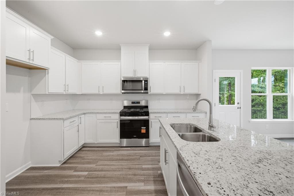 Stick/Site Built at 3916 Sedgefield Green Place, Greensboro NC 27407, photo 9 of 23