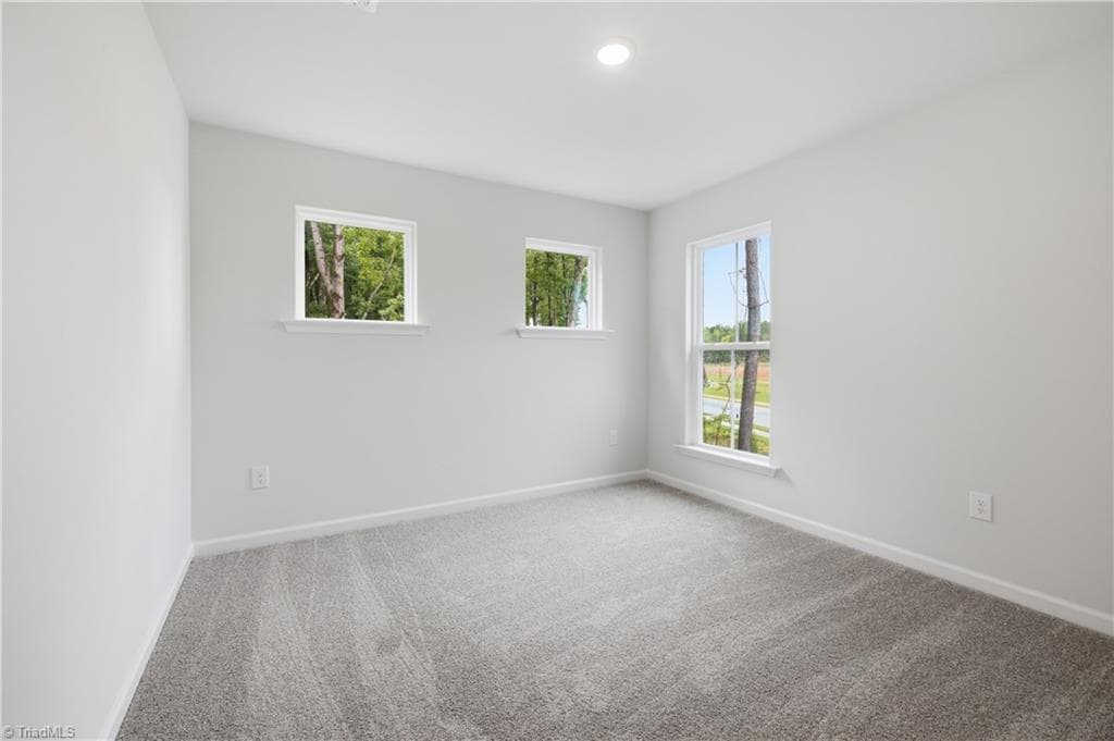 Stick/Site Built at 3911 Sedgefield Green Place, Greensboro NC 27407, photo 22 of 23