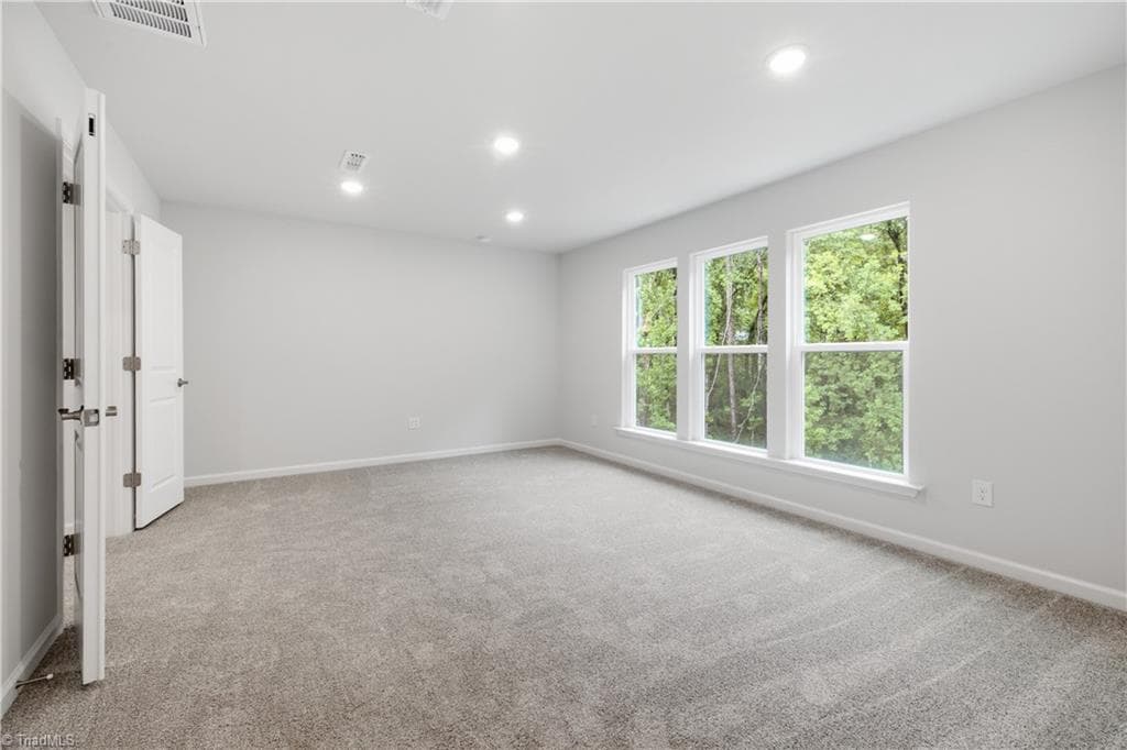 Stick/Site Built at 3911 Sedgefield Green Place, Greensboro NC 27407, photo 14 of 23