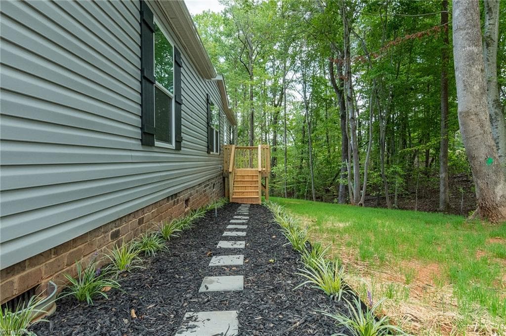Manufactured Home at 2746 Sowers Road, Lexington NC 27299, Lexington, photo 6 of 47
