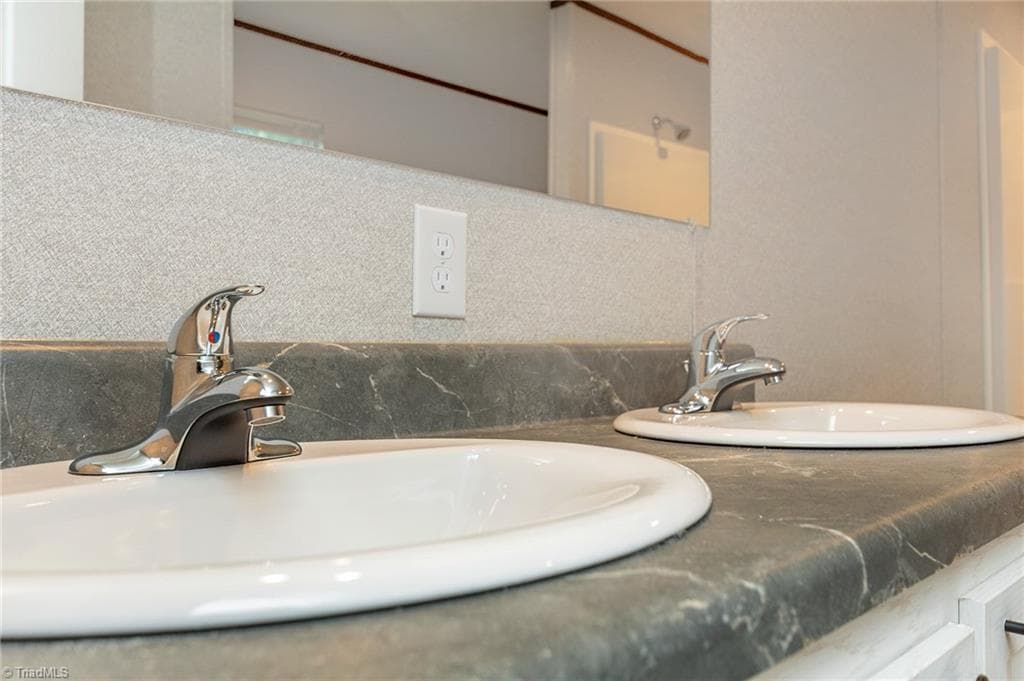 Manufactured Home at 2746 Sowers Road, Lexington NC 27299, Lexington, photo 20 of 47