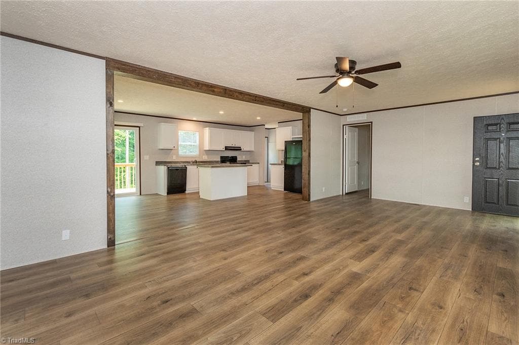 Manufactured Home at 2746 Sowers Road, Lexington NC 27299, Lexington, photo 29 of 47