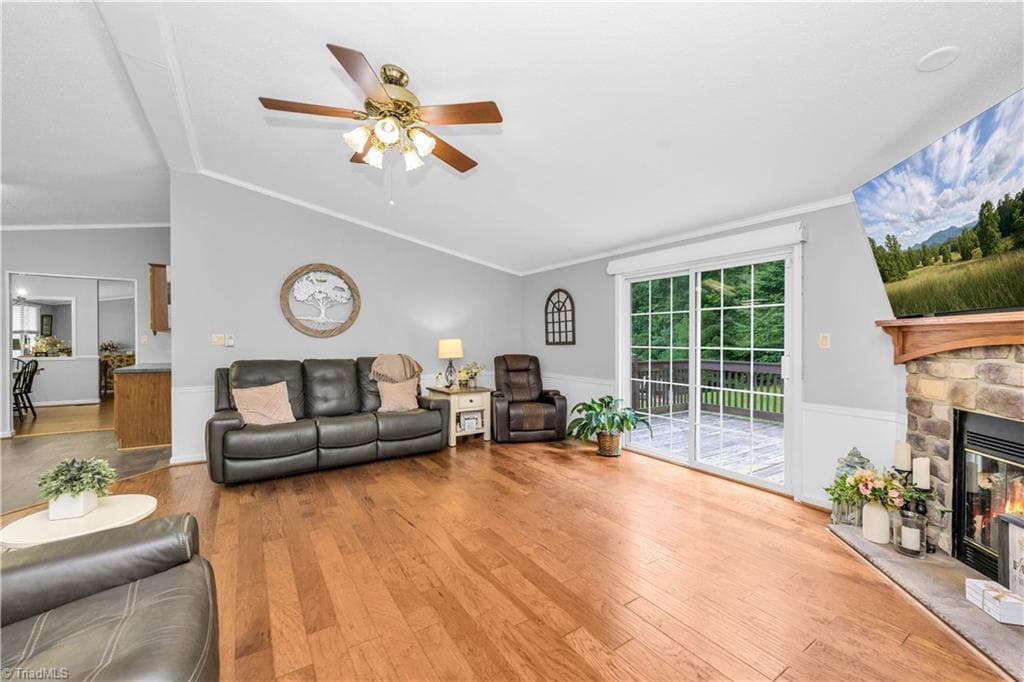 Manufactured Home at 238 Pilgrim Ridge Road, Wilkesboro NC 28697, Wilkesboro, photo 11 of 78
