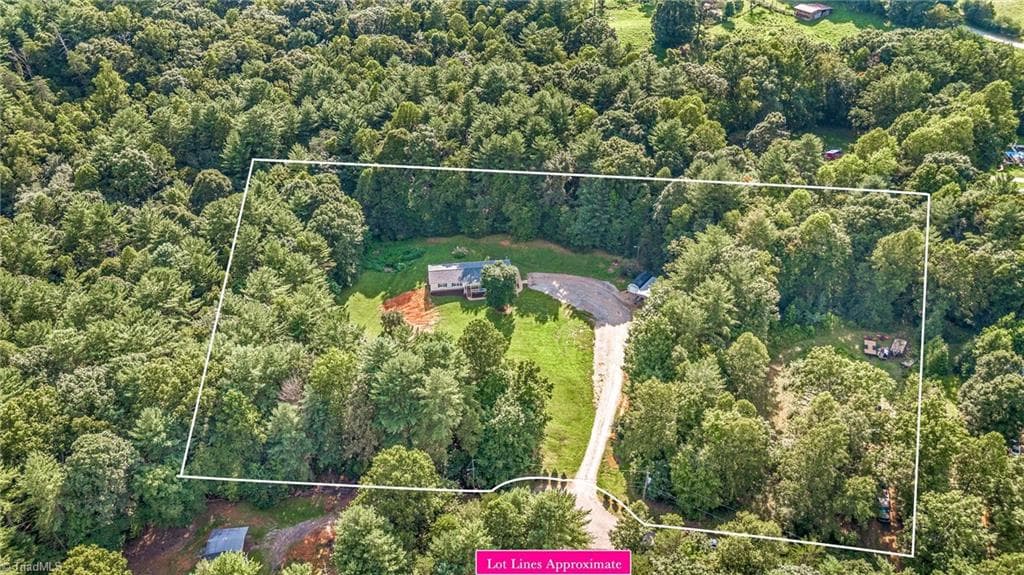 Manufactured Home at 238 Pilgrim Ridge Road, Wilkesboro NC 28697, Wilkesboro, photo 69 of 78