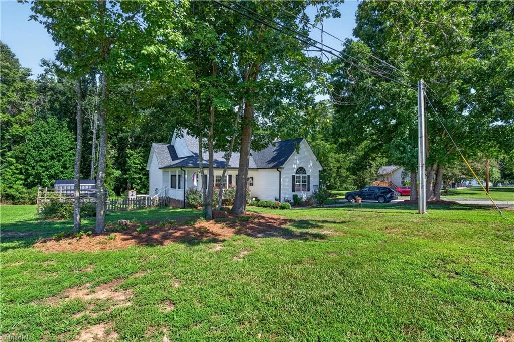 Stick/Site Built at 4351 Bowman Avenue, Randleman NC 27317, photo 2 of 47