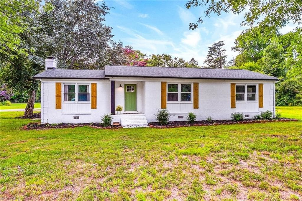 5401 Yanceyville Road, Browns Summit NC 27214