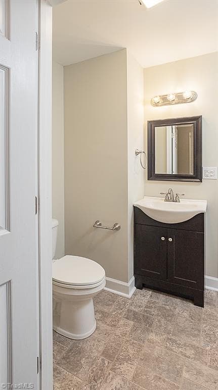 Stick/Site Built at 5605 Buckhorn Road, Winston-Salem NC 27104, Winston-Salem, photo 9 of 24