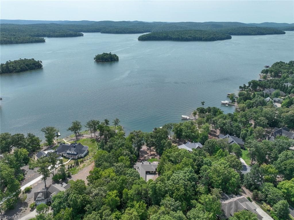137 Windy Hill Cove, New London NC 28127