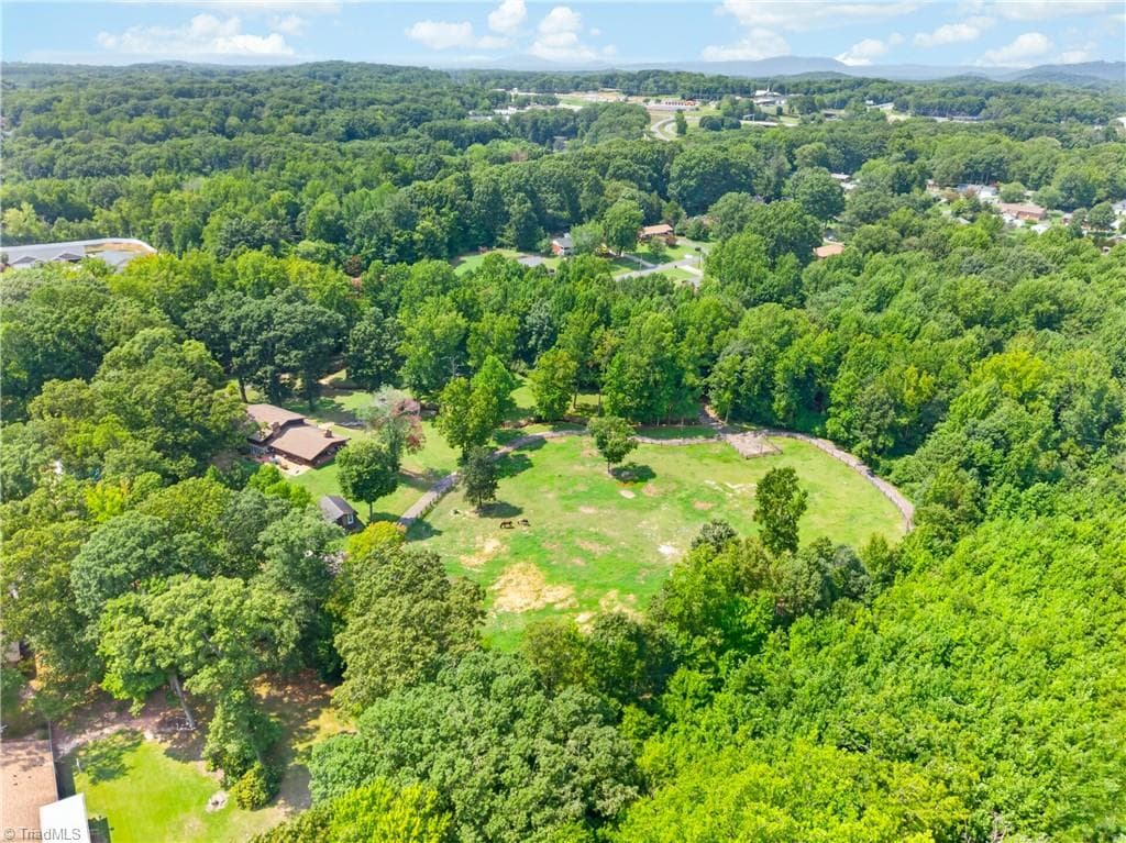 Stick/Site Built at 1941 Oak Drive, Asheboro NC 27205, Asheboro, photo 5 of 100