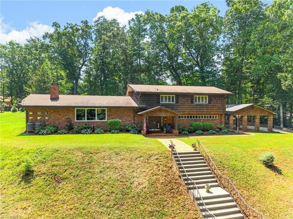 1941 Oak Drive, Asheboro NC 27205