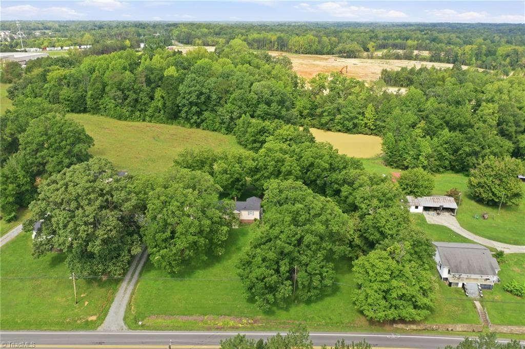 Stick/Site Built at 2138 Nc Highway 62, Burlington NC 27217, Burlington, photo 6 of 30