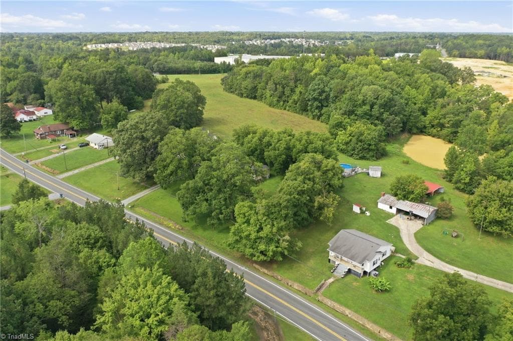 Stick/Site Built at 2138 Nc Highway 62, Burlington NC 27217, Burlington, photo 11 of 30