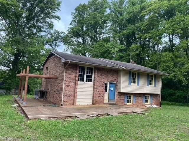 655 Salem Church Road, Patrick Springs VA 24133