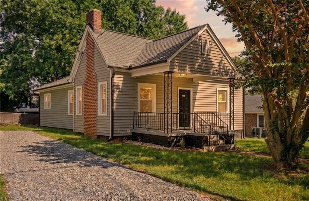 2335 Greenway Avenue NW, Winston-Salem NC 27105
