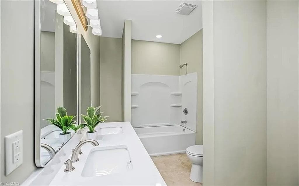 Stick/Site Built at 2335 Greenway Avenue NW, Winston-Salem NC 27105, Winston-Salem, photo 14 of 21