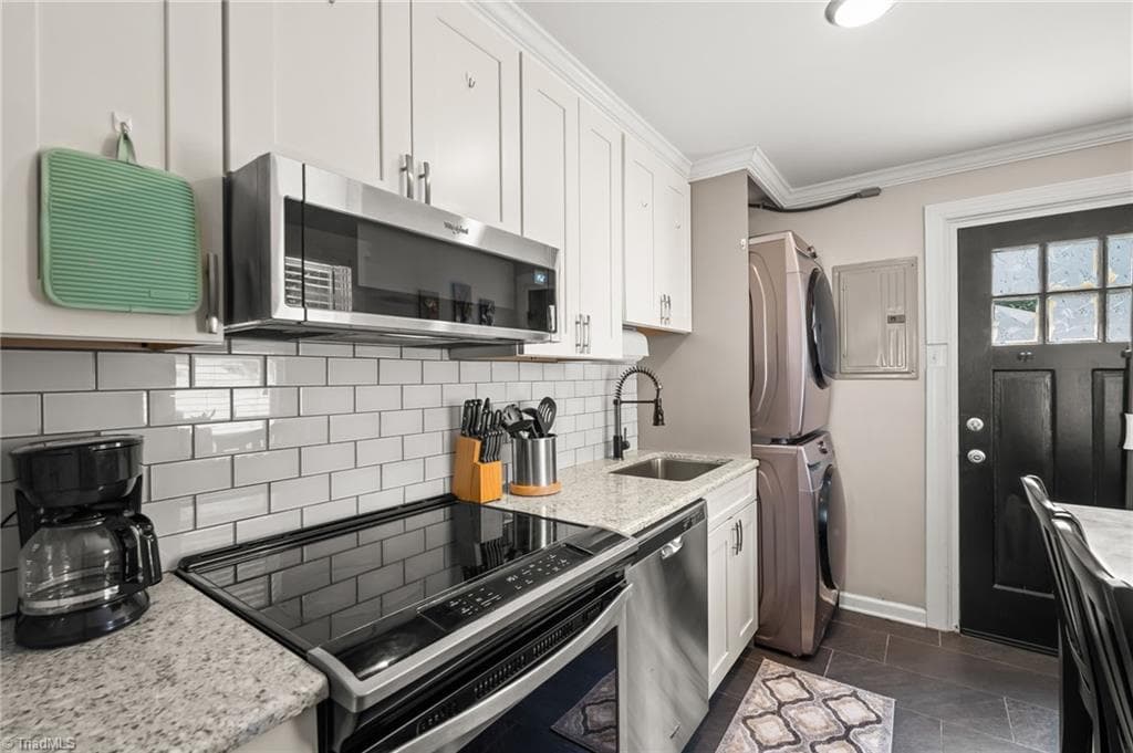 Duplex at 1259 W 4th Street, Winston-Salem NC 27101, photo 11 of 50