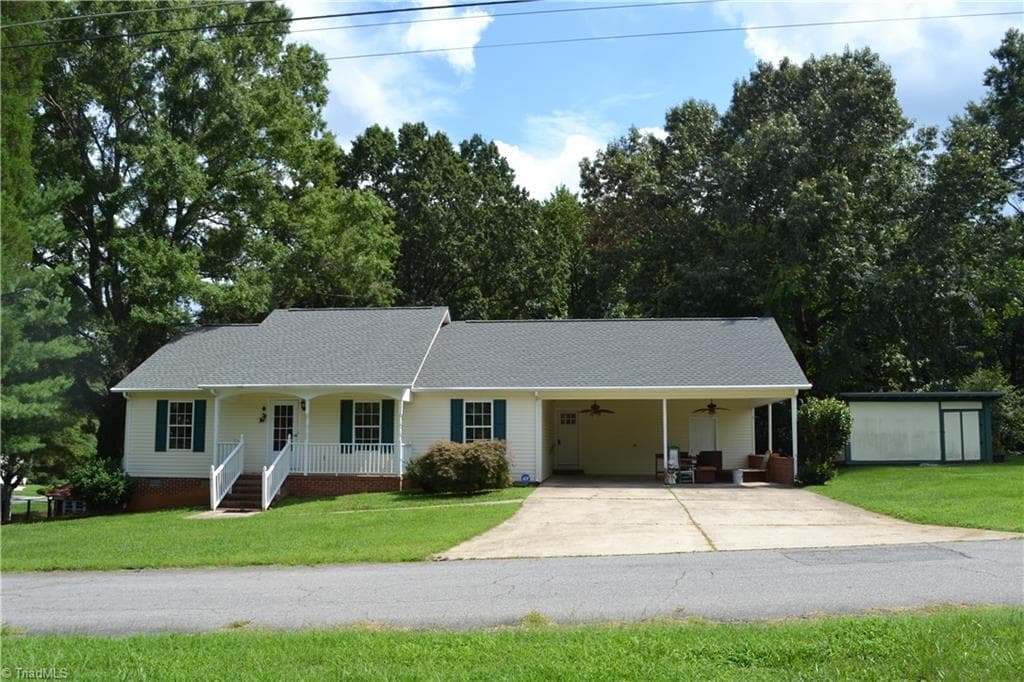 405 Puzak Lane, Madison NC 27025