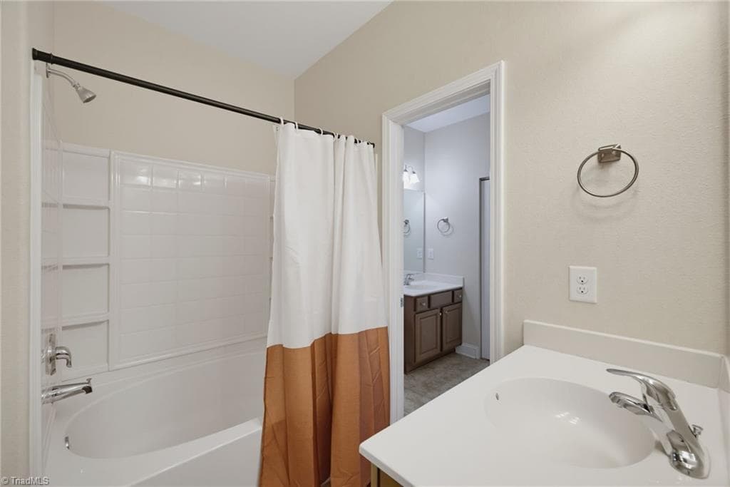 Stick/Site Built at 5980 Hollow Wood Court, Winston-Salem NC 27104, Winston-Salem, photo 16 of 34