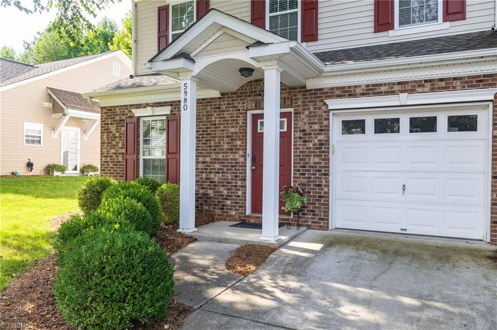 Stick/Site Built at 5980 Hollow Wood Court, Winston-Salem NC 27104, Winston-Salem, photo 4 of 34