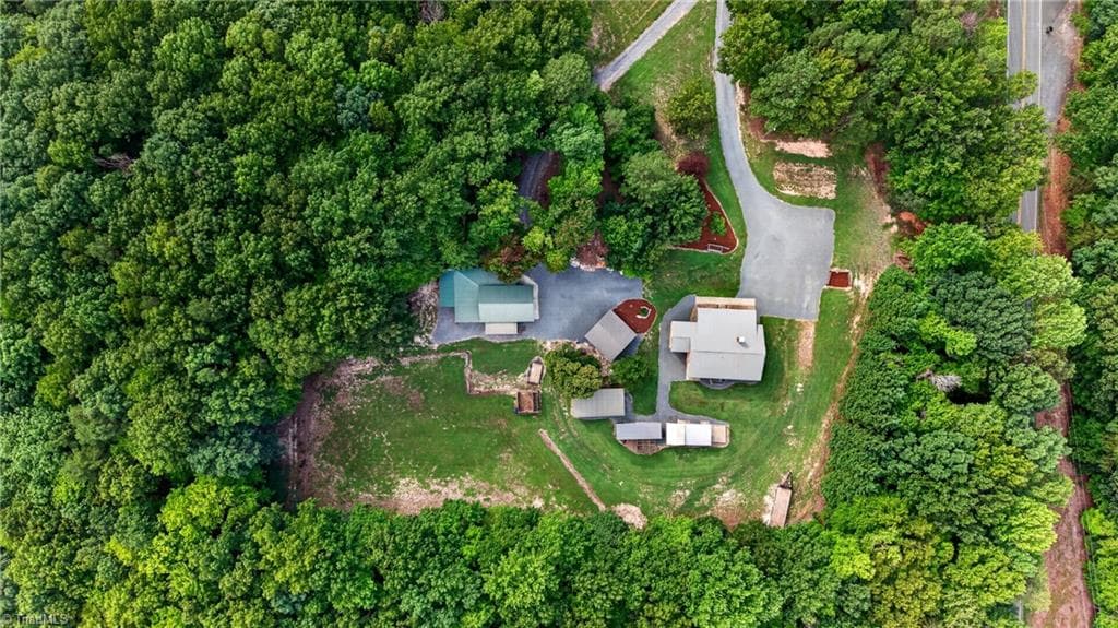 Stick/Site Built at 7047 High Pine Church Road, Asheboro NC 27205, photo 19 of 30