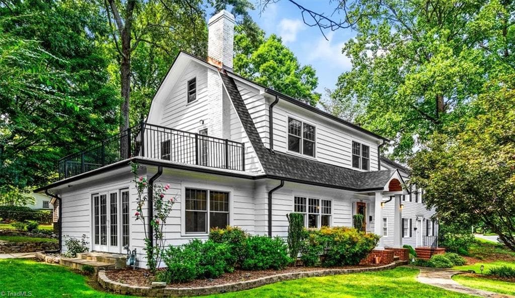 300 Warren Street, Greensboro NC 27403