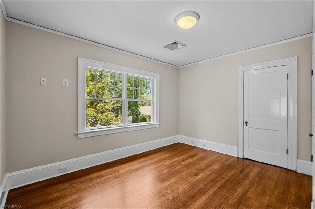 Stick/Site Built at 300 Warren Street, Greensboro NC 27403, photo 24 of 45