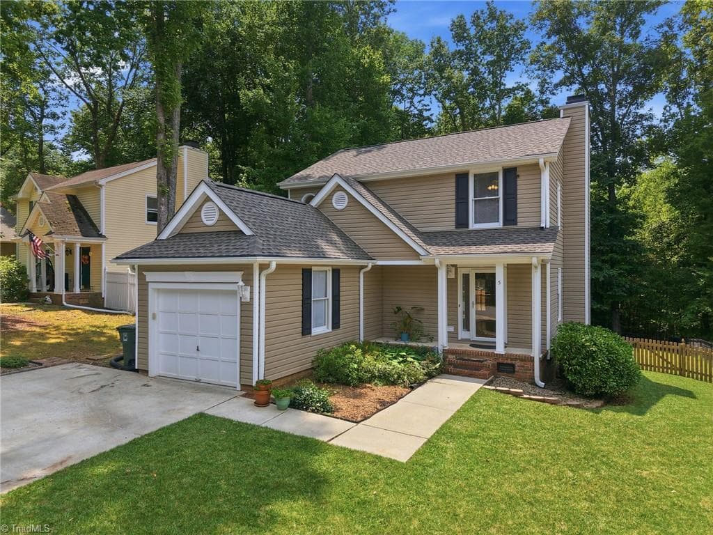 5 Thames Court, Greensboro NC 27455