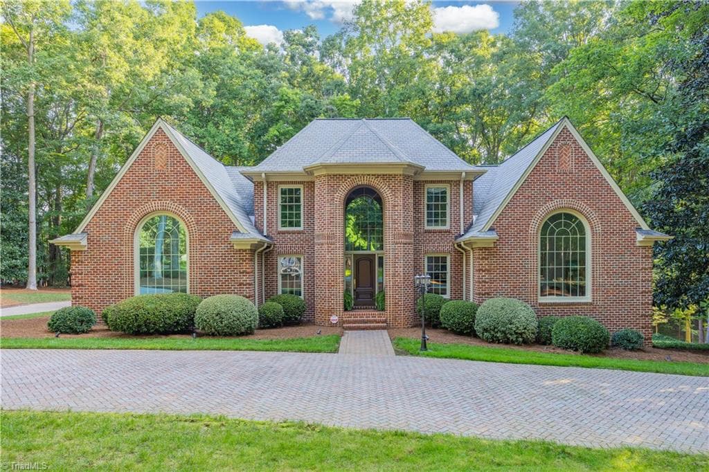 2052 Northmont Drive, Asheboro NC 27205