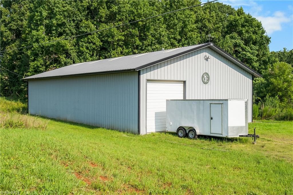 Commercial at 1849 Old Stage Road, Yadkinville NC 27055, Yadkinville, photo 2 of 30