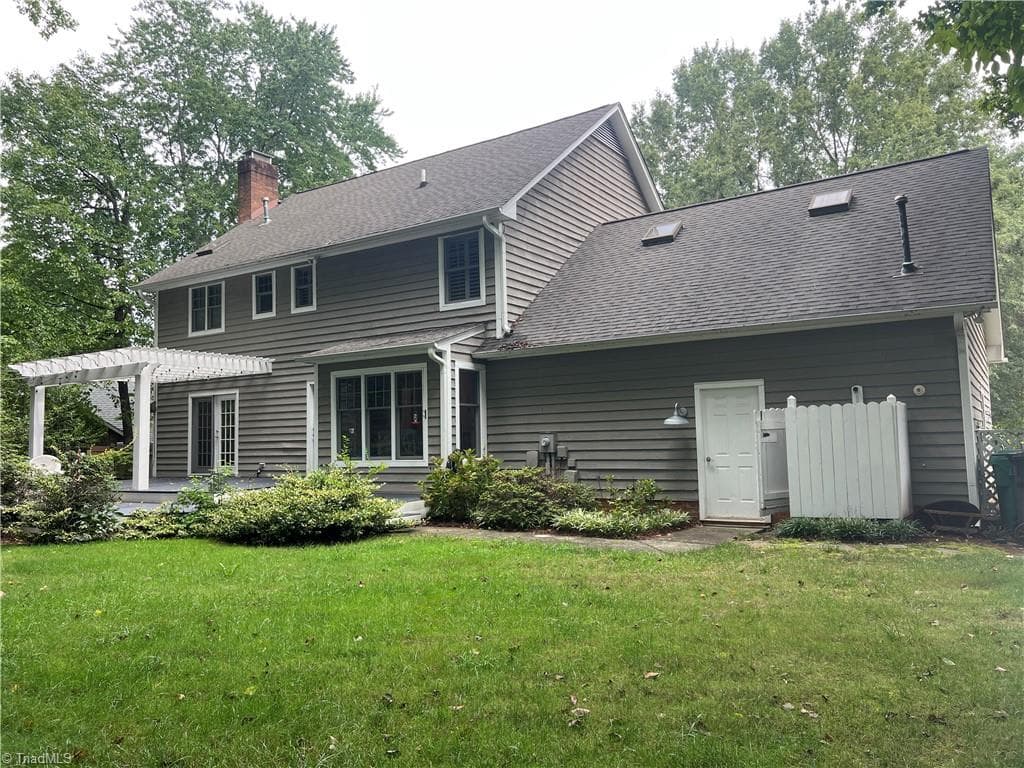 Stick/Site Built at 4015 Baytree Court, High Point NC 27265, photo 6 of 50
