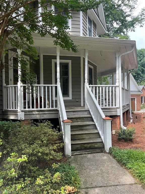 Stick/Site Built at 4015 Baytree Court, High Point NC 27265, photo 10 of 50