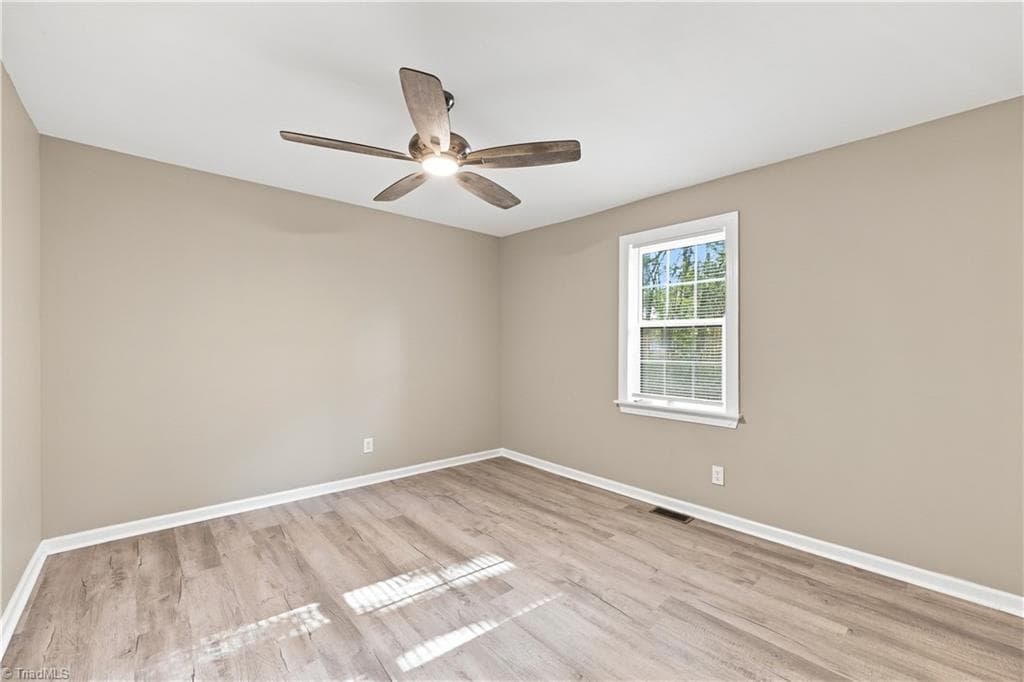 Stick/Site Built at 431 Dudley Street, Burlington NC 27217, Burlington, photo 5 of 29
