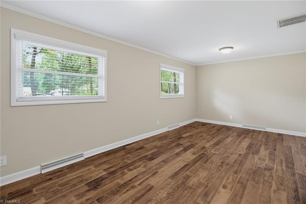Stick/Site Built at 117 Buena Vista Avenue, High Point NC 27265, photo 22 of 29