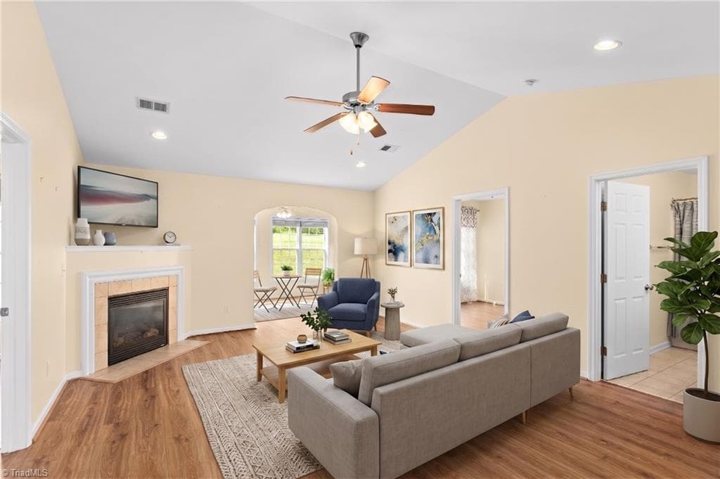 Stick/Site Built at 665 Chas Court, High Point NC 27265, photo 6 of 44