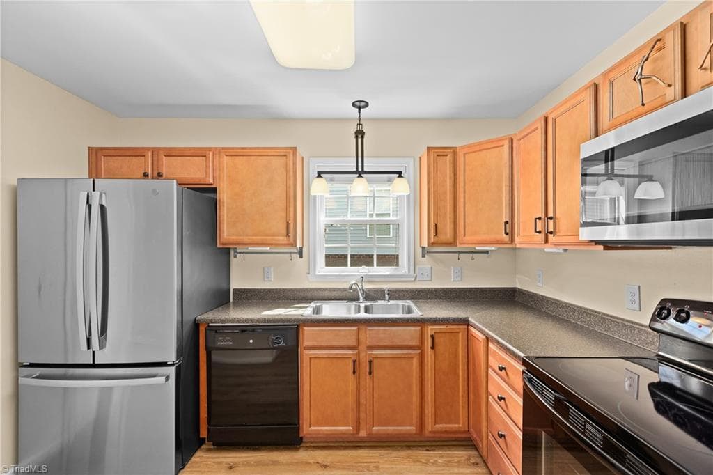 Stick/Site Built at 665 Chas Court, High Point NC 27265, photo 17 of 44