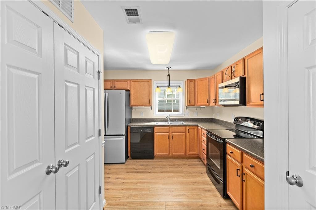 Stick/Site Built at 665 Chas Court, High Point NC 27265, photo 16 of 44