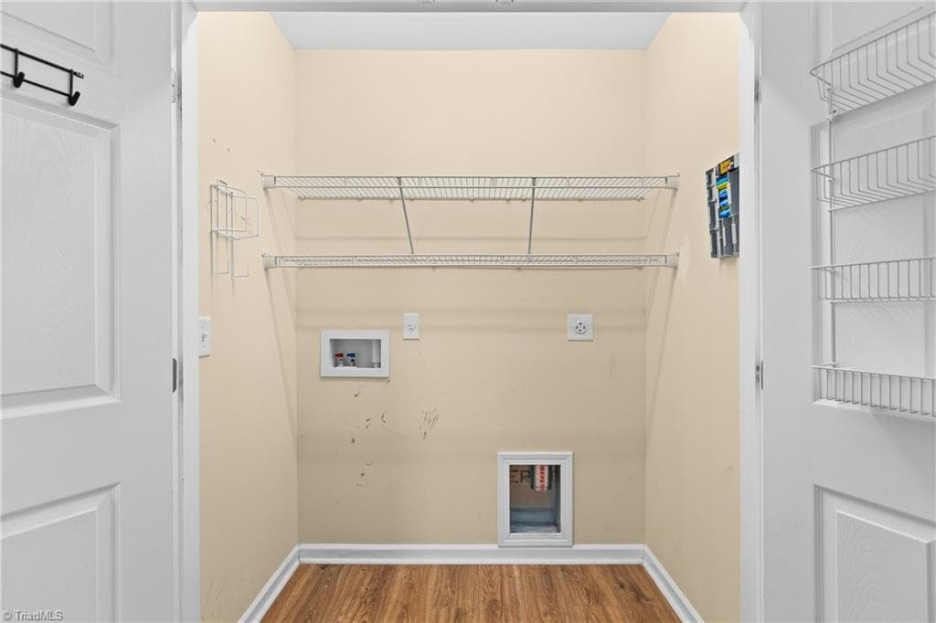 Stick/Site Built at 665 Chas Court, High Point NC 27265, photo 15 of 44