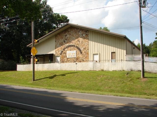 Remarks at 1267 E Salisbury Street, Asheboro NC 27203, Asheboro, photo 16 of 29
