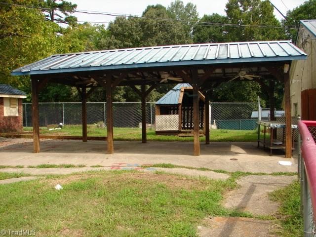 Remarks at 1277 E Salisbury Street, Asheboro NC 27203, Asheboro, photo 2 of 15