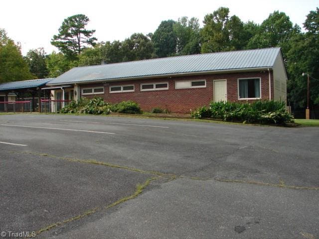 Remarks at 1277 E Salisbury Street, Asheboro NC 27203, Asheboro, photo 14 of 15