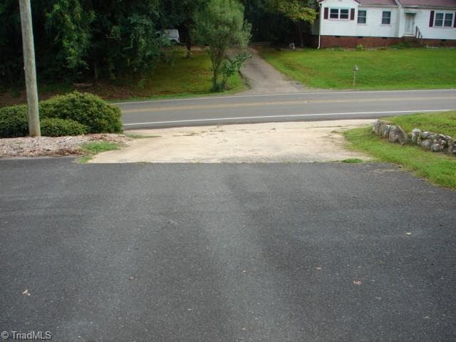 Remarks at 1277 E Salisbury Street, Asheboro NC 27203, Asheboro, photo 11 of 15