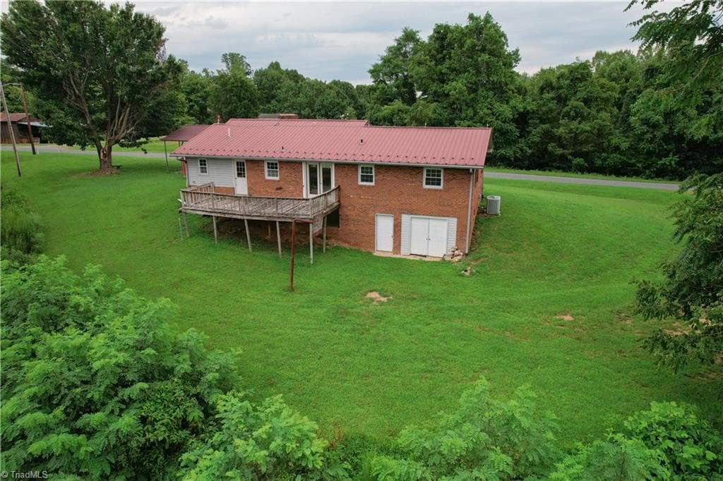 Stick/Site Built at 1106 Bob Mabe Road, Danbury NC 27016, photo 2 of 35