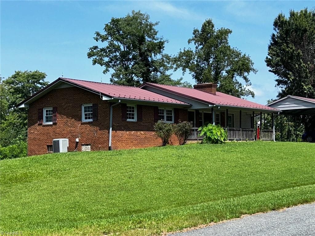 Stick/Site Built at 1106 Bob Mabe Road, Danbury NC 27016, photo 31 of 35