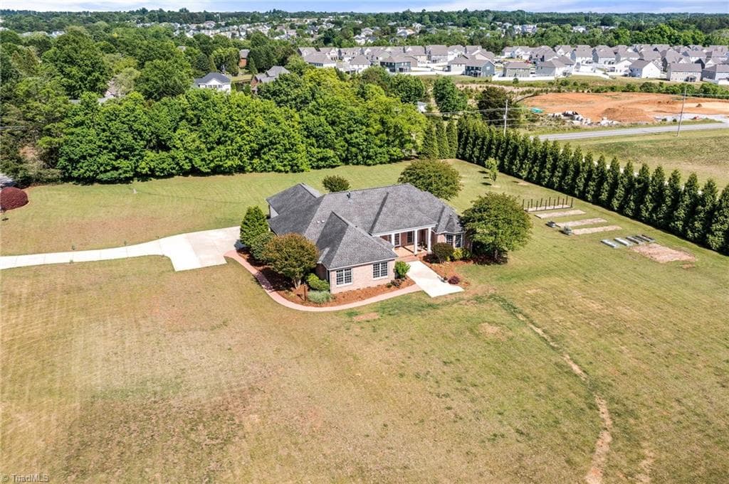 Stick/Site Built at 4447 Kendale Road, High Point NC 27265, High Point, photo 81 of 100