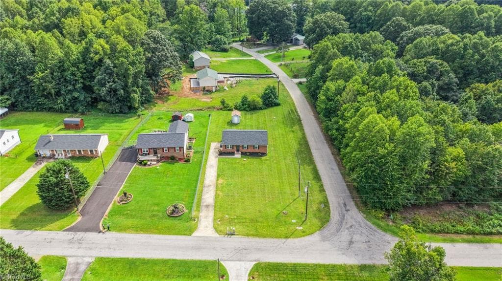 Stick/Site Built at 5006 Woodsboro Lane, Winston-Salem NC 27105, Winston-Salem, photo 43 of 45