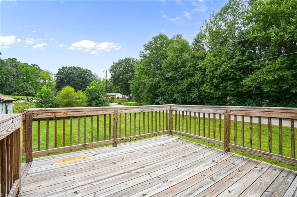 Stick/Site Built at 5006 Woodsboro Lane, Winston-Salem NC 27105, Winston-Salem, photo 32 of 45